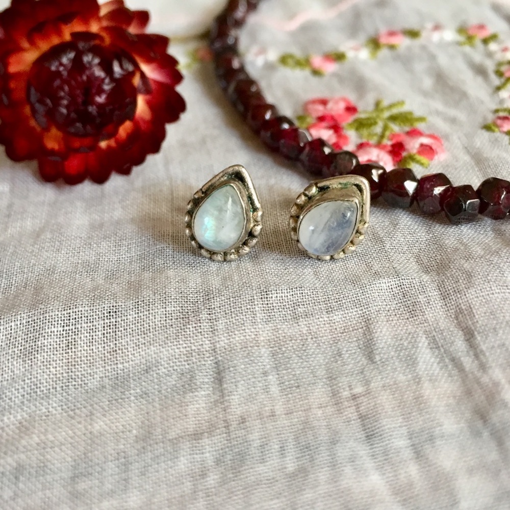 Rainbow moonstone stud earrings